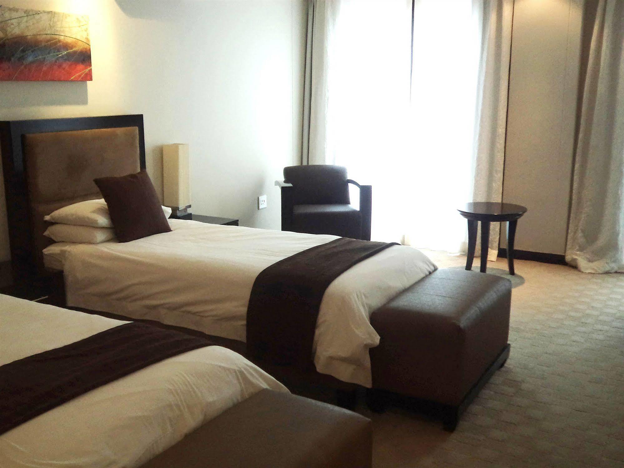 Urban Chic Boutique Hotel & Cafe Le Cap Extérieur photo