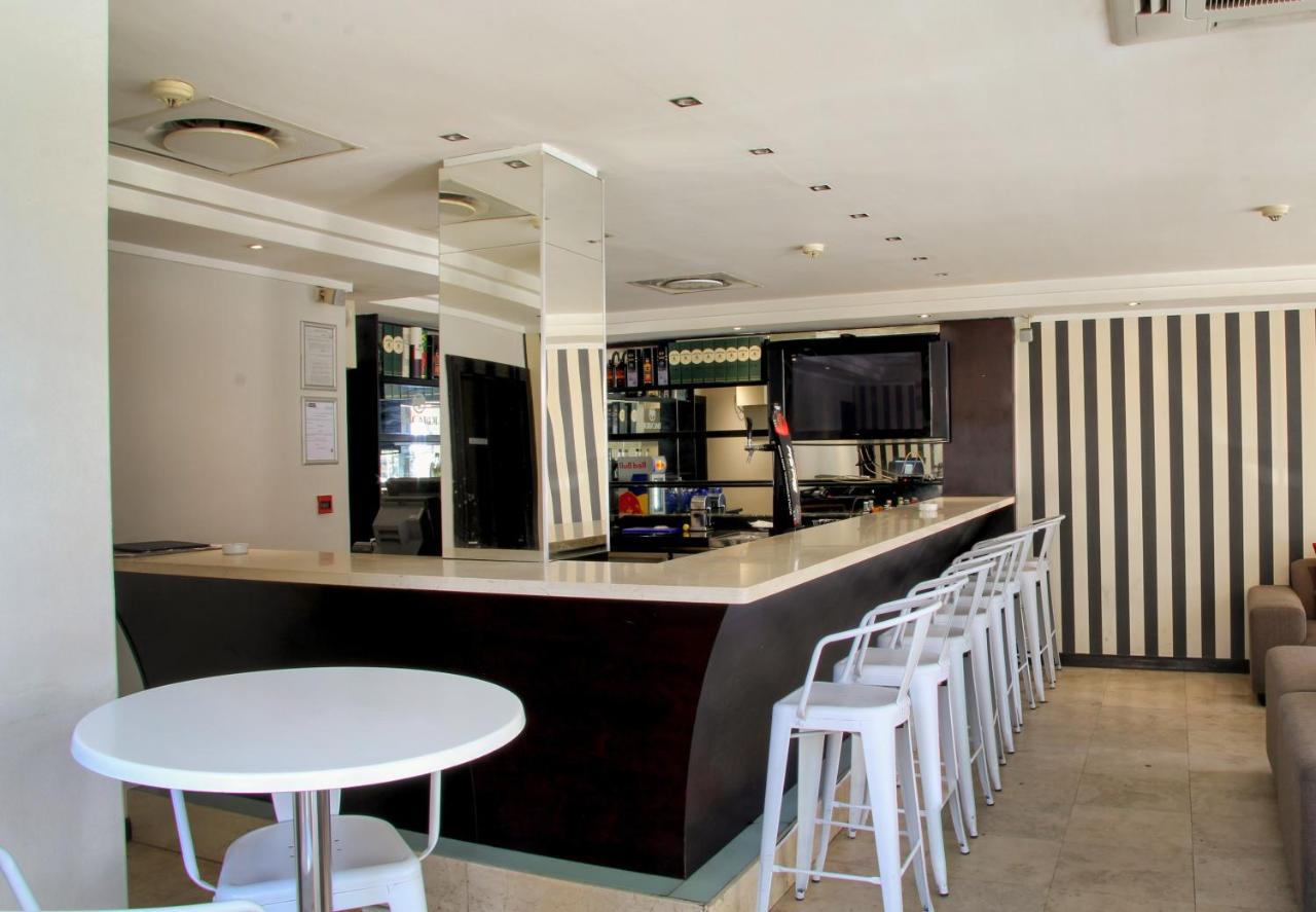 Urban Chic Boutique Hotel & Cafe Le Cap Extérieur photo