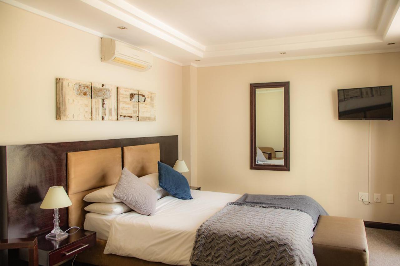 Urban Chic Boutique Hotel & Cafe Le Cap Extérieur photo